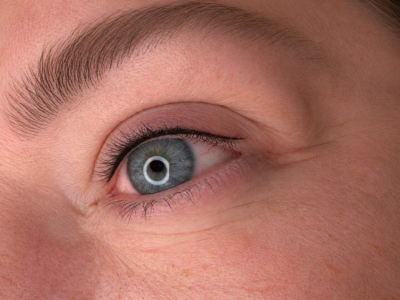 Permanent eyeliner Esbjerg - Professionel pmu eyeliner med perfekt resultat